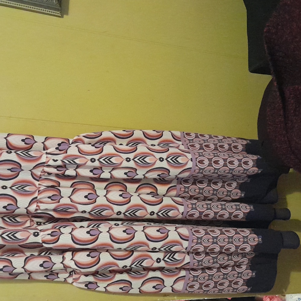 MAISON TARA DRESS - Picture 3 of 10